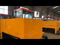 Camion à benne basculante de chenille