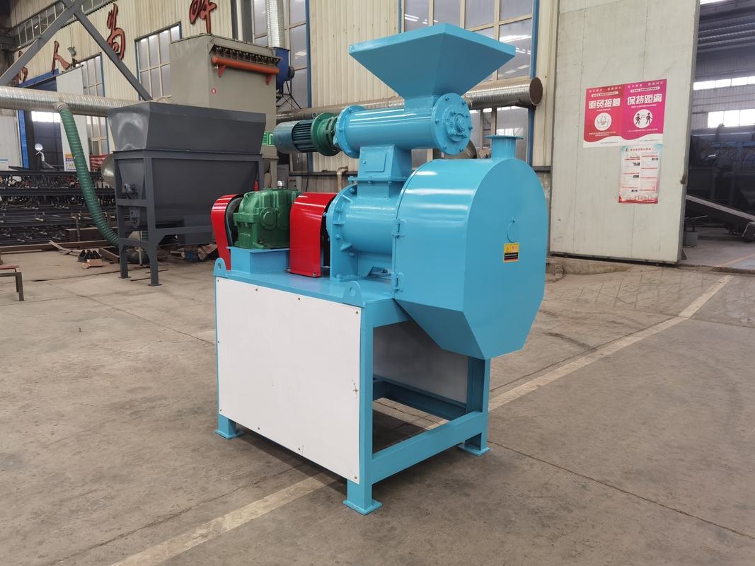 Granulateur d'engrais organiques de taille 3-10 mm avec une capacité de production de 4-6 t/h