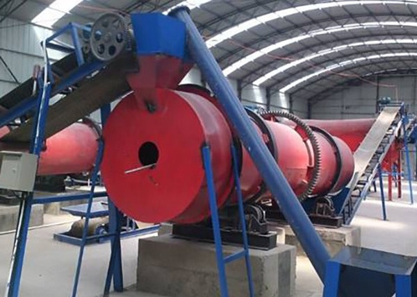 Ligne de production d'engrais organiques pour engrais d'élevage