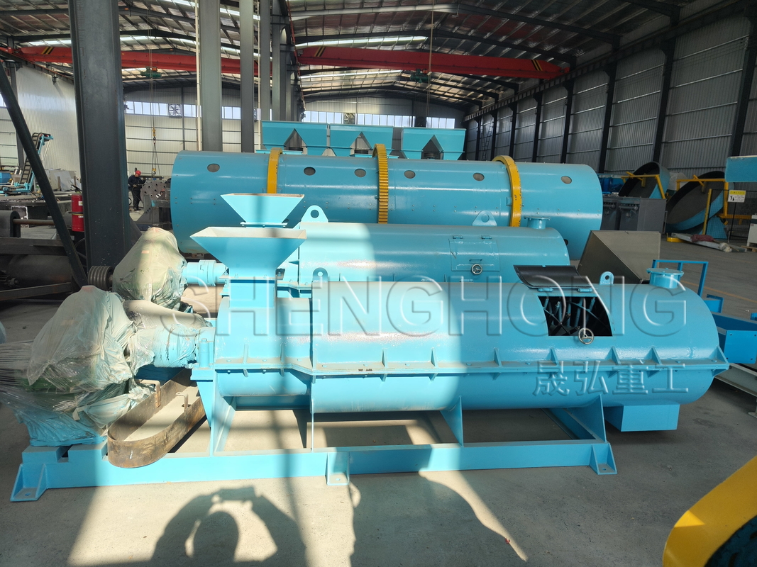 Granulateur d'engrais organiques en forme de boule 600V Machine de fabrication d'engrais 2 tonnes/h