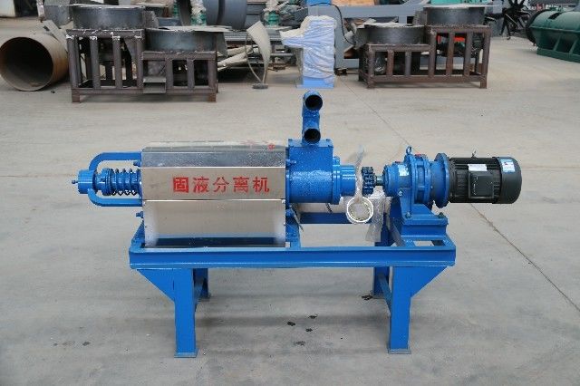 Déshydrateur automatique de fumier de porc / séparateur de fumier de vache pour les exploitations animales mondiales avec garantie de 12 mois