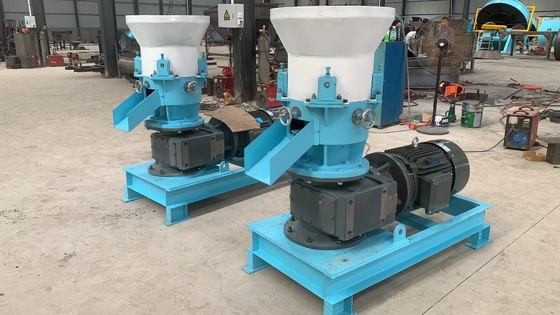 Machine à granuler des engrais organiques pour la production de granules de fumier de volaille