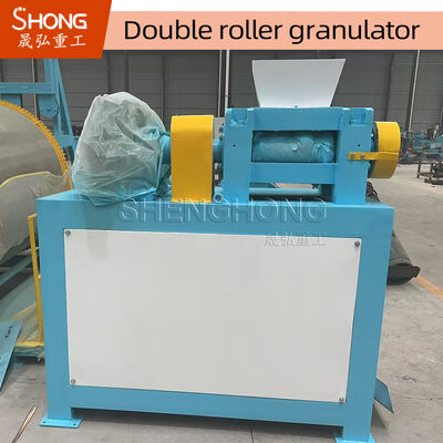 Granulateur à double rouleau avec une capacité de 1,5-2,5 t/h et un taux de formation de boules de 85% pour la production d'engrais composés en acier au carbone