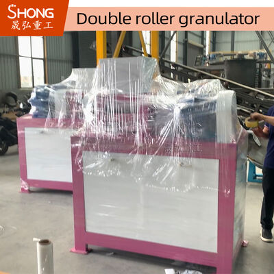 Granulateur de presse à double rouleau pour engrais composé sans pollution 1 à 2 tonnes par heure Construction en acier au carbone