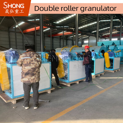Granulateur à rouleaux doubles avec construction en acier au carbone de 15-22KW et taille de granulés de 1mm-15cm