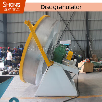 Granulateur d'engrais composé à disque avec inclinaison de disque réglable, entraînement par courroie flexible et structure massive