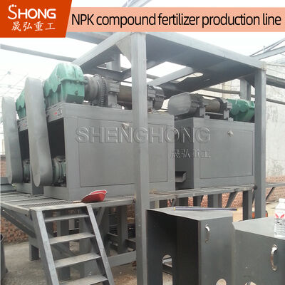 Ligne de production d'engrais NPK à double rouleau à poudre sèche avec granulation par extrusion et formulation personnalisable