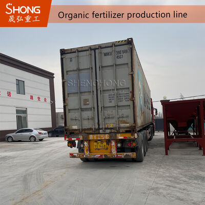 Machine de granulation d'engrais d'une capacité de 2 à 5 T/H pour la production d'engrais organiques avec une construction en acier au carbone ou en acier inoxydable et aucun liant nécessaire
