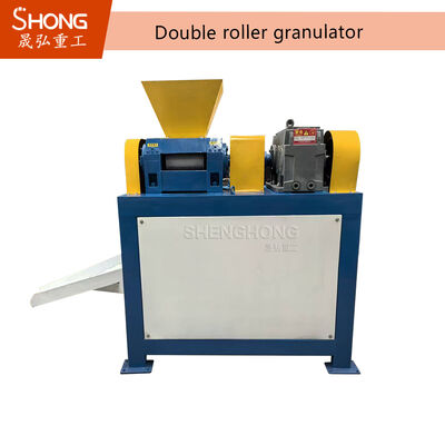 Granulateur à double rouleau à structure compacte avec une capacité de 5 tonnes/heure pour les petites usines d'engrais